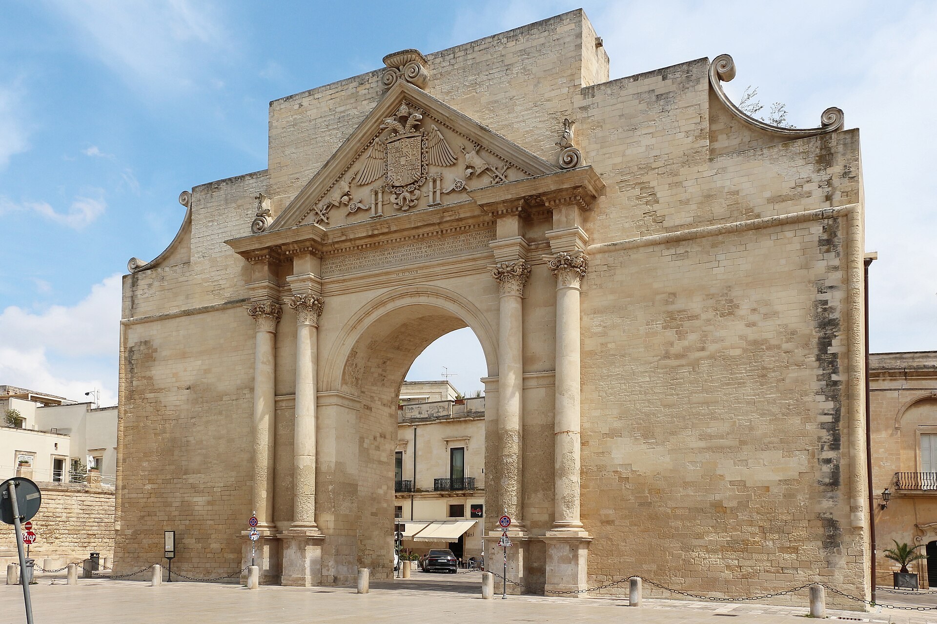 Porta Napoli — Lecce